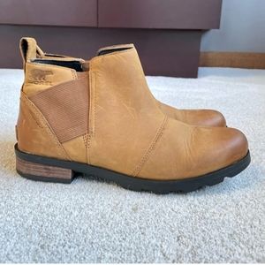 Sorel Emelie Chelsea Boots